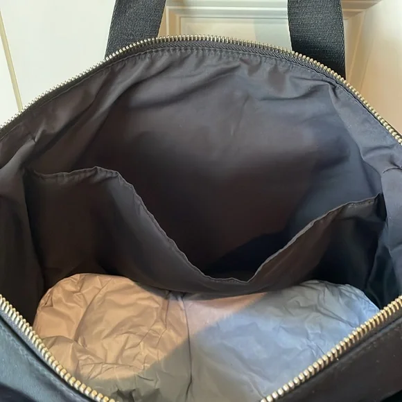 EUC kate spade Taylor convertible laptop bag - Picture 7 of 11